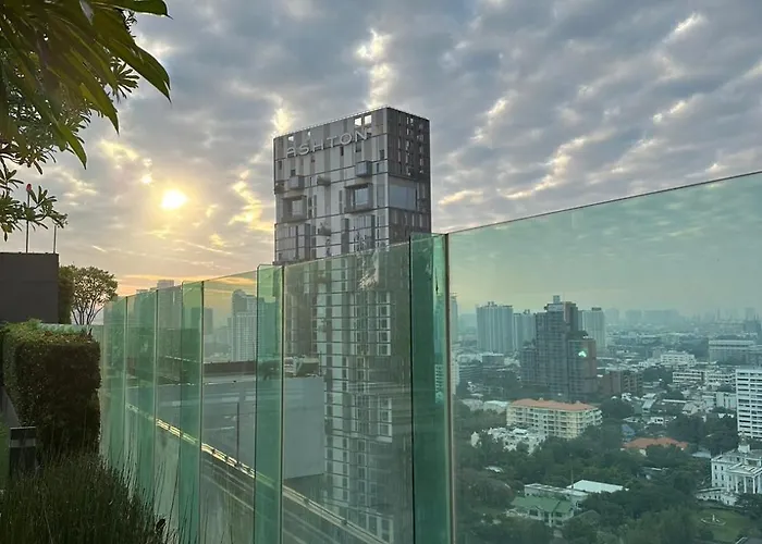 Thong Lor, Sukhumvit 36